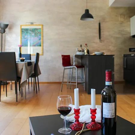 Manno House Jacuzzi And Parking Apartman
