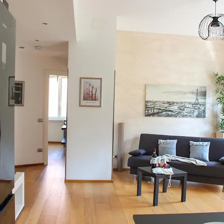 Manno House Jacuzzi And Parking Apartman